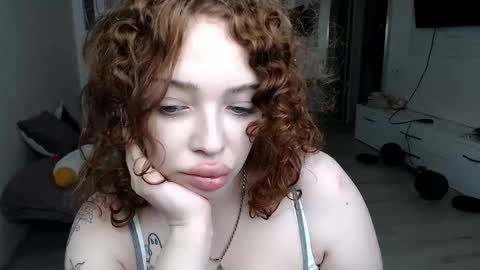 Hannah online show from March 12, 11:24 am