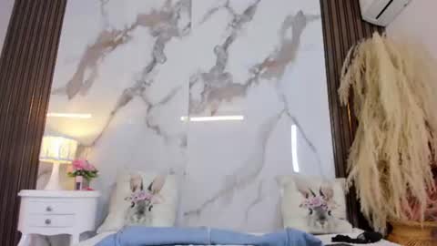 Hannahill69 online show from July 17, 10:52 am