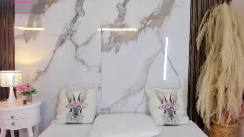 Hannahill69 online show from July 22, 5:08 am