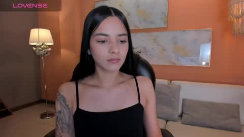 HANNAH J online show from February 17, 6:50 pm