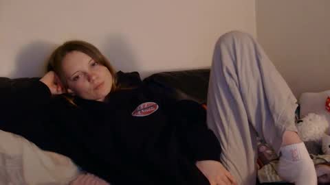 Hannah online show from June 7, 11:44 pm