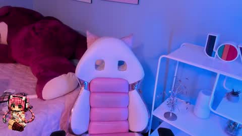 Hannah online show from June 18, 12:21 pm