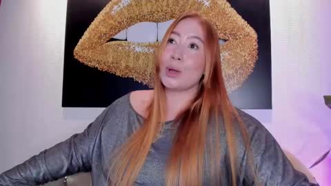 Snapshot of hannamartinn_ chatting on October 28, 4:13 pm hannamartinn_ online show from October 28, 4:13 pm