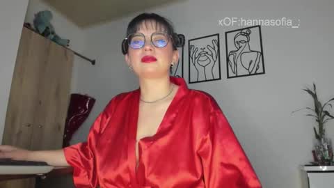   hannasofia x        Schedule 700 -1400GTM-5 online show from November 6, 4:35 pm