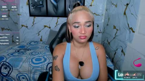 hannasteyl2 online show from July 25, 12:01 pm