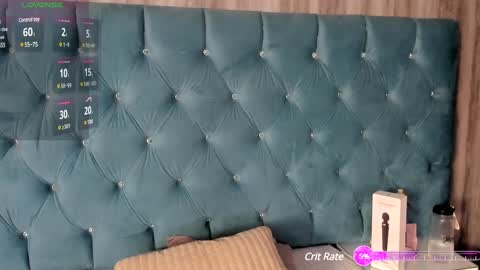   online show from January 9, 10:20 am