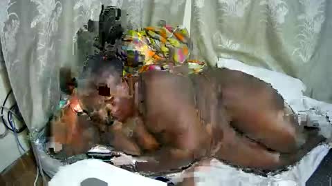 happysonia online show from February 25, 6:39 pm