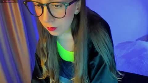 Snapshot of happystephanie chatting on October 6, 7:07 pm Stephanie online show from October 6, 7:07 pm