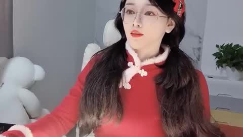 Daisy online show from February 21, 2:48 pm