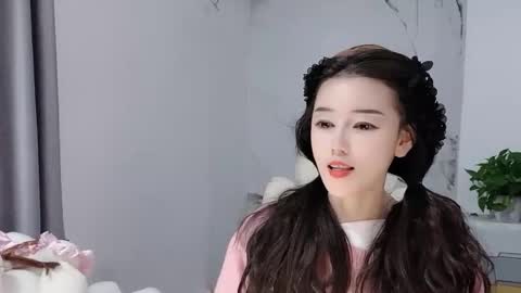 Daisy online show from January 5, 5:27 pm