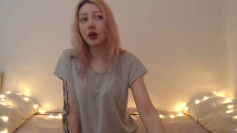 Emily online show from June 18, 10:03 pm