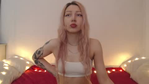 Emily online show from June 11, 12:32 am