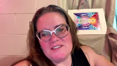 Fiiona online show from June 6, 1:23 am