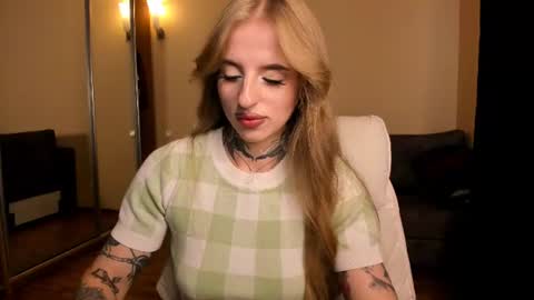 Julia online show from July 20, 6:27 am