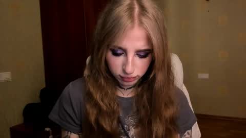 Julia online show from March 4, 4:52 am