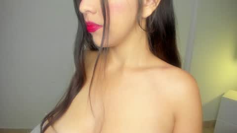 Snapshot of harleyqueen_robbie chatting on December 15, 1:32 pm harleyqueen_robbie online show from December 15, 1:32 pm