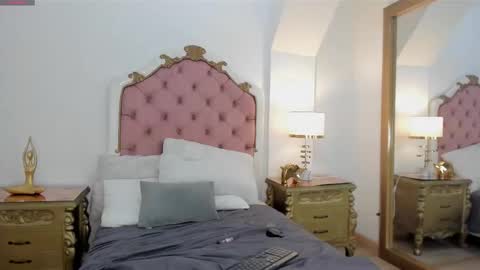 harlynquinn777 online show from January 18, 11:56 pm