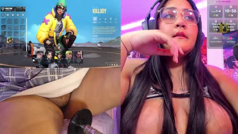 karen  online show from January 13, 8:26 pm