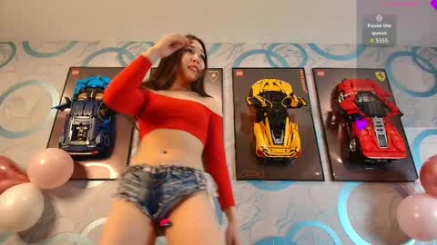 Hasel online show from February 2, 3:05 am