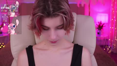 haylaamber online show from January 7, 6:48 am