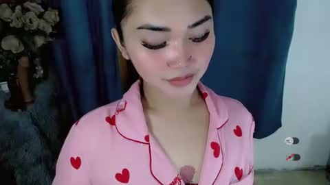 haylee online show from November 1, 12:59 am