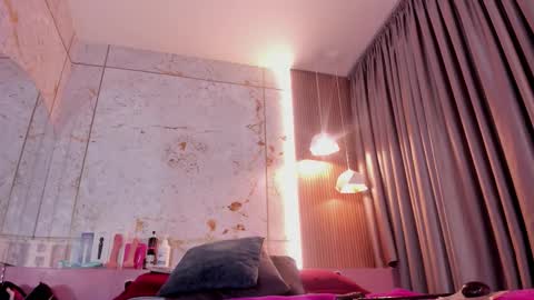 haylenpark online show from September 25, 11:53 am