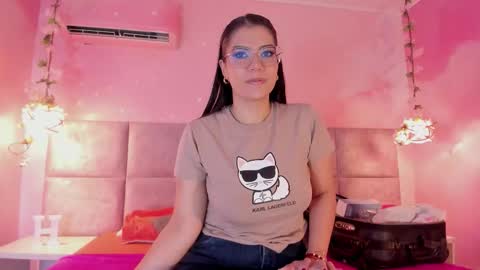 haylenpark online show from October 25, 10:01 am