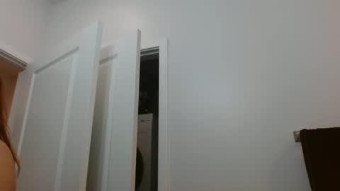 Hazel online show from February 8, 7:49 pm