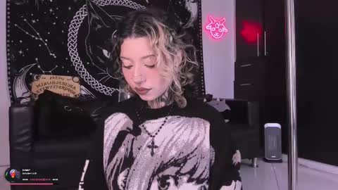 Hazell Witch online show from January 12, 4:23 pm