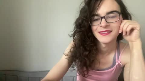 Hazel online show from August 6, 3:52 pm