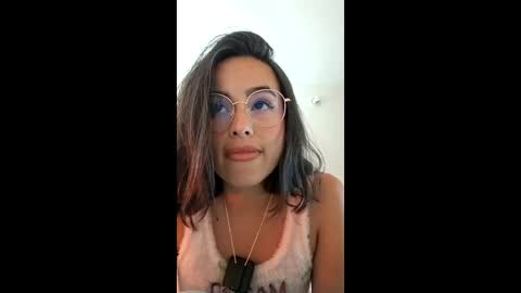 hearmymoans_18 online show from February 6, 9:40 pm