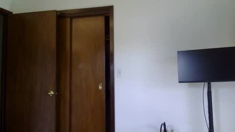heatwavee online show from April 29, 2:42 pm