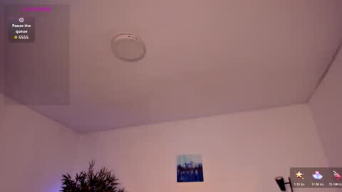 helen_miller online show from October 29, 10:56 pm