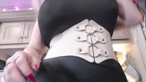 Helena Hope online show from January 30, 9:25 pm