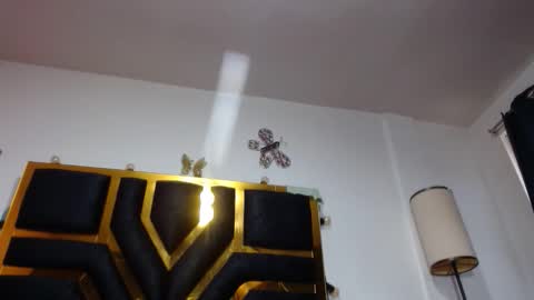 helenahotwet online show from April 28, 1:26 pm