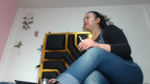 helenahotwet online show from November 23, 1:35 pm