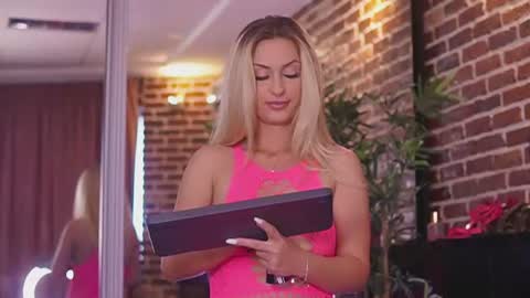 Helen online show from July 6, 5:24 am