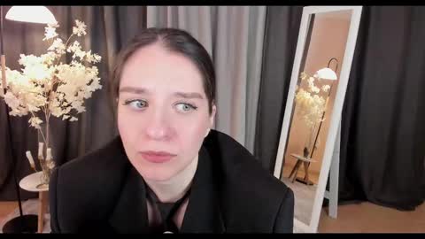 Snapshot of helentasty_ chatting on February 26, 3:03 am Helen online show from February 26, 3:03 am