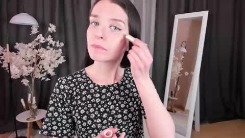 Snapshot of helentasty_ chatting on March 3, 2:22 am Helen online show from March 3, 2:22 am