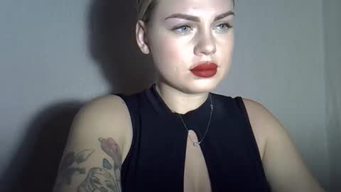 Snapshot of helga_now chatting on September 14, 7:23 pm helga_now online show from September 14, 7:23 pm