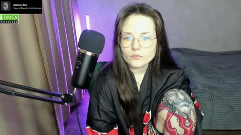 Red online show from February 27, 5:47 pm