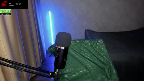 Red online show from October 20, 8:12 pm