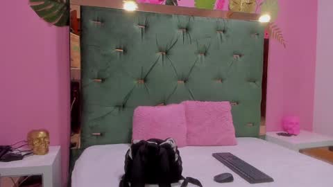 Hellen  online show from December 20, 11:00 am