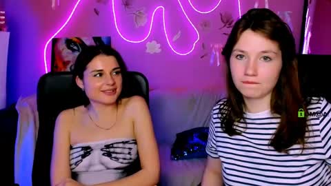 Helli online show from April 28, 2:27 am