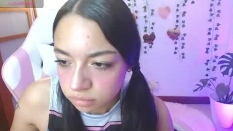 hellokitty_valery1 online show from June 12, 2:19 am