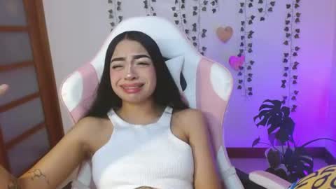 hellokitty_valery1 online show from August 4, 1:00 am
