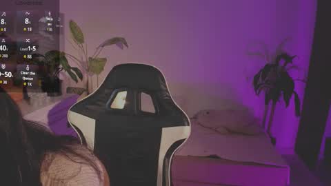 Snapshot of hera_069 chatting on October 1, 5:45 am Hello I am Valentina independent Colombian model I love sensuality and pleasure welcome online show from October 1, 5:45 am