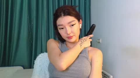 Audrey online show from November 10, 4:02 pm