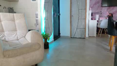 LIA online show from July 28, 4:51 pm