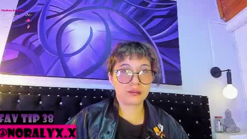 Noraly  online show from July 14, 4:17 am